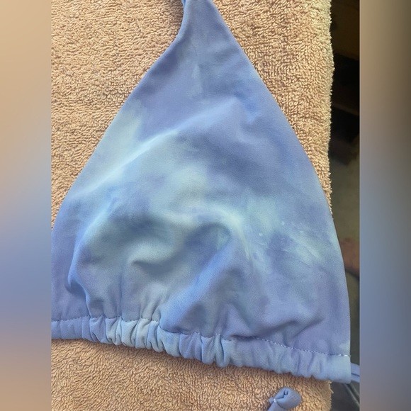 NEW - Tie Dyed lavender String Bikini
Absolutely gorgeous - Picture 3 of 9